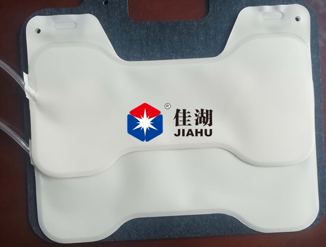 TPU腰托氣囊焊接產(chǎn)品_副本.jpg